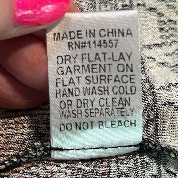 ANTHROPOLOGIE THML Stripe Mosaic Print Top Black Beige Orange Women’s Size Small - Picture 7 of 7